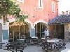 Im 'Chteau l'Hospitalet' - Eingang zum 'Bistrot gourmand l'Olivet'